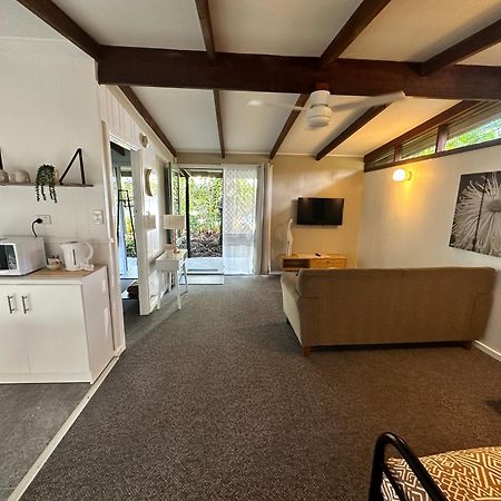 Colonial Village Resort Hervey Bay Zewnętrze zdjęcie